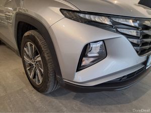 Hyundai Tucson EXECUTIVE HYBRID - Only 17,000 Km - - Image 4