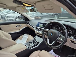 BMW 3-Series Sport 3SSG 4DR Auto - Image 4