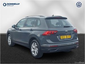 Volkswagen Tiguan Diesel Estate Life - Image 4