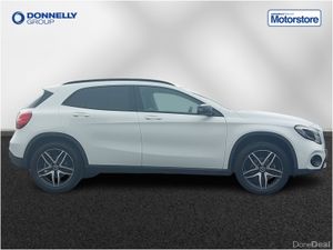 Mercedes-Benz GLA Class Gla Hatchback Urban Editio - Image 3