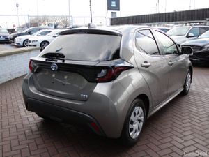 2021 TOYOTA YARIS 1.0 5DR HATCHBACK AUTO - Image 4