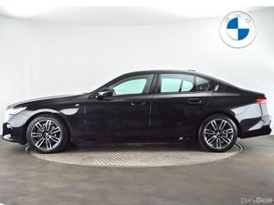 BMW 5-Series 520i M Sport Saloon - Image 3