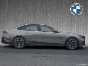 BMW 5-Series 520i M Sport Pro - Image 3