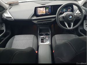 BMW 1-Series 120 Sport - Image 4