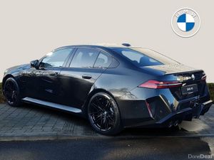 BMW M5 4.4 - Image 2