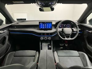 Skoda Superb Sportline Combi DSG 2.0TDI 150BHP - R - Image 4