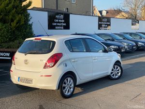 Hyundai i20 2014 1.2 - Image 4