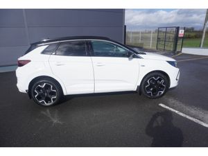 Opel Grandland ELITE-1.5 130PS-DS 130PS-DSL-8SPA-M - Image 2
