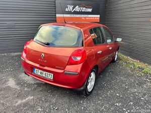 Renault Clio 3 1.2 16V DYNAMIQUE - Image 4