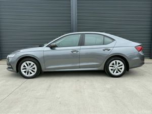 Skoda Octavia AMBITION 1.0 TSI 110bhp - Image 3