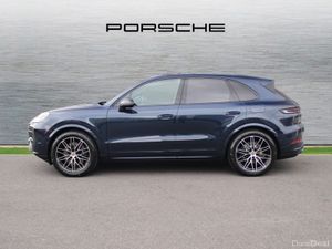 Porsche Cayenne E-Hybrid Black Edition - Image 4
