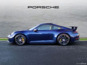Porsche 911 Carrera GTS - Image 4
