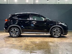 Honda Vezel 1.5L HYBRID AUTOMATIC - REVERSE CAMERA - Image 2