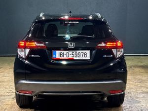 Honda Vezel 1.5L HYBRID AUTOMATIC - REVERSE CAMERA - Image 4