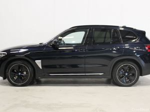 BMW iX3 2022 - Image 4