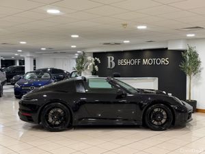 Porsche 911 TARGA 4 GTS=ONLY 9000 MILES//HUGE SPEC - Image 2