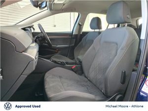 Volkswagen Golf 1.5 eTSI 130HP Style DSG MHEV - Image 4