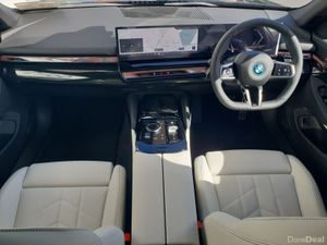 BMW 5-Series 530e M Sport - Image 4
