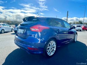 Ford Focus ST Line 1.5 Diesel - Image 3
