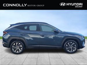 Hyundai Tucson 2WD Executive Plus - Electric Tailg - Image 4