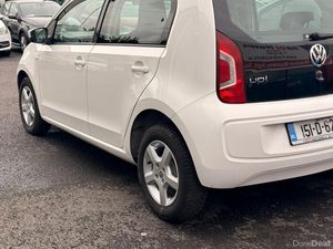 Volkswagen up! 2015 - Image 2
