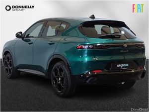 Alfa Romeo Tonale Hatchback Veloce - Image 2