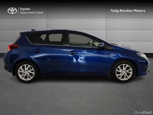 Toyota Auris 1.8 Luna Hybrid - Image 3