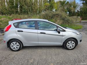 Ford Fiesta 2013 1.2 low mileage only 105klm - Image 3