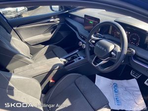 Skoda Superb Sportline 2.0 TDI 150HP DSG - Image 4