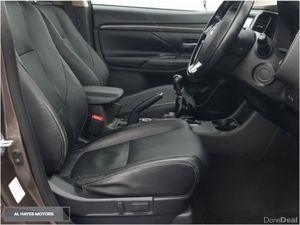 Mitsubishi Outlander **FULL LEATHER**TOP SPECS**2. - Image 4