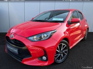 Toyota Yaris LUNA SPORT MOBILE HYB MONO 4DR AUTO - Image 2