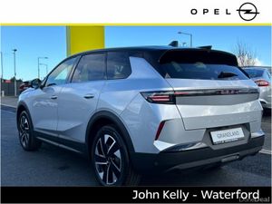 Opel Grandland GS- 1.2 PureTech  MHEV 136PS - Image 4