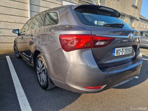 Toyota Avensis ESTATE ,LOW KMS ,NCT ,2/YR WARRANTY - Image 4