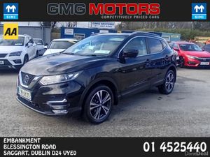 Nissan Qashqai AUTO 1.2 SV PREMIUM SS PART 4DR - Image 4