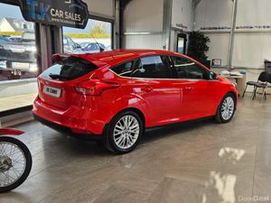 16 FORD FOCUS ZETEC DIESEL - Image 3