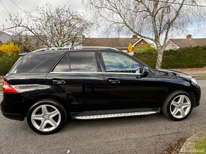 Mercedes ML 250 Bluetec 4Matic AMG Sport - Image 2