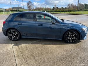 Mercedes-Benz A-Class A200 AMG LINE EXECUTIVE 5DR - Image 4