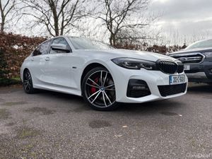 330E M-SPORT AUTO | STUNNING LOW KMS EXMAPLE - Image 4