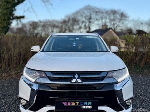 2015 Mitsubishi Outlander PHEV 2.0 MIVEC 4WD Auto - Image 4