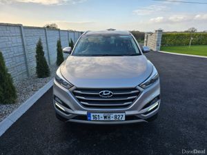 161 Hyundai Tucson  1.7 Diesel Executive Low Km - Image 3
