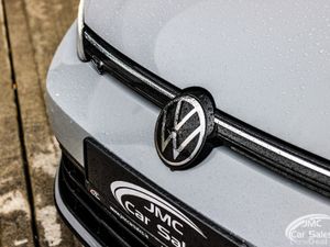 2024 VOLKSWAGEN GOLF R-LINE - Image 3