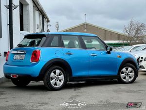 MINI COOPER ONE AUTOMATIC NAVI STUNNING - Image 2
