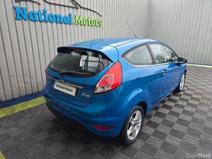 2013 Ford Fiesta 1.0 Petrol ZETEC - Image 4