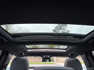 Mercedes-Benz EQB 250+ AMG LINE PREMIUM PLUS HUGE - Image 3