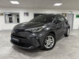 2023 Toyota C-HR Low mileage - Image 2