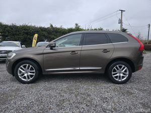 2016 Volvo XC60 - Image 2