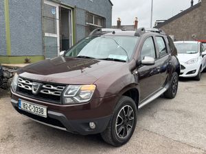 Dacia Duster Prestige high spec - Image 3