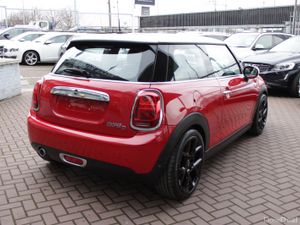 2021 MINI COOPER 1.5D 3DR AUTO - Image 4