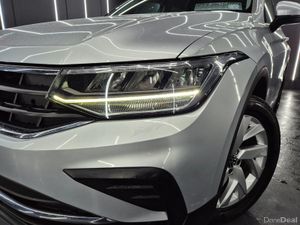 Volkswagen Tiguan 2023 - Image 3