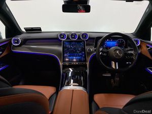 Mercedes-Benz GLC GLC 220 d 4MATIC Coupe AMG Line - Image 4